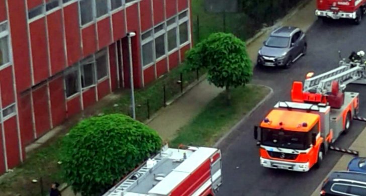 požár střechy ZŠ Podbořany.jpg